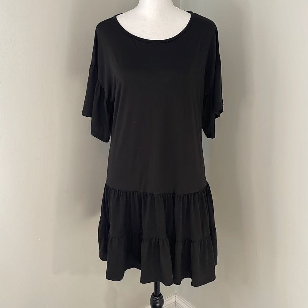 Alya Women's Shirt Dress Round Neck Ruffled Midi Bell Sleeve Black Size Medium